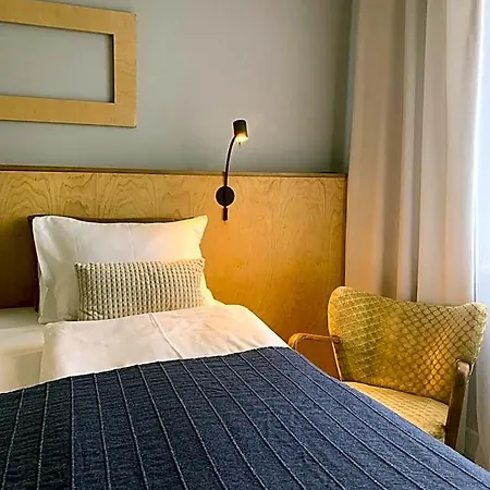Barcelona 3*